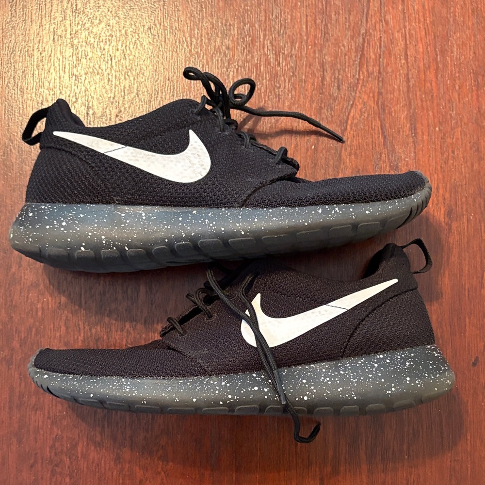 Nike Black Sneakers with Gray Speckled Soles
